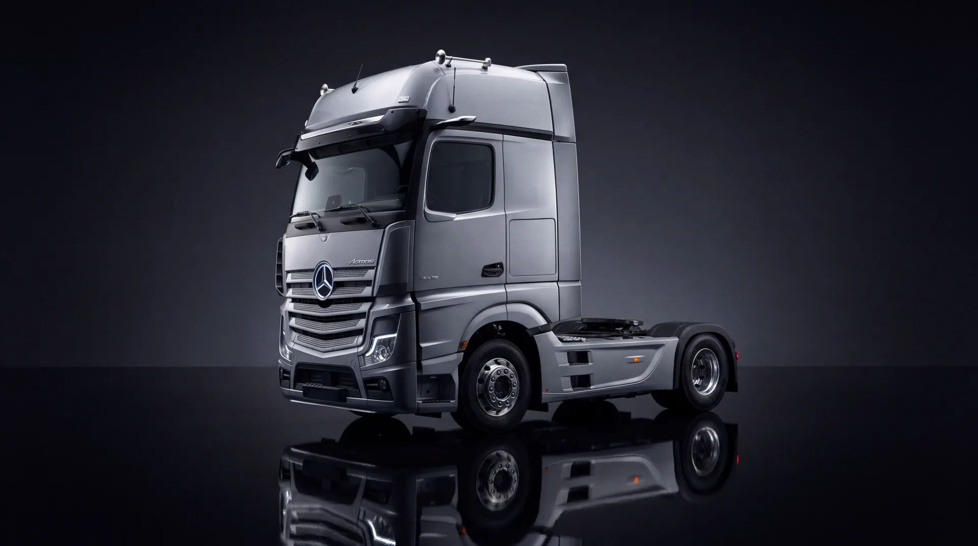 Mercedes-Benz Actros Ausbildungsfahrzeug im Studio